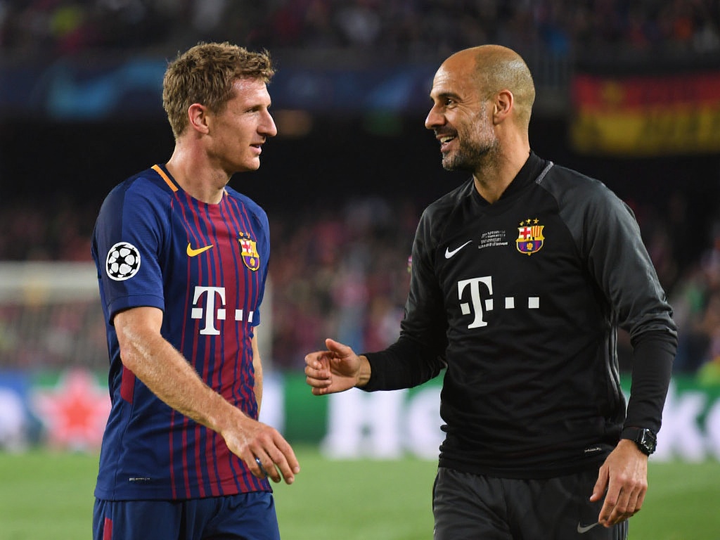 通过联合训 通过联合训